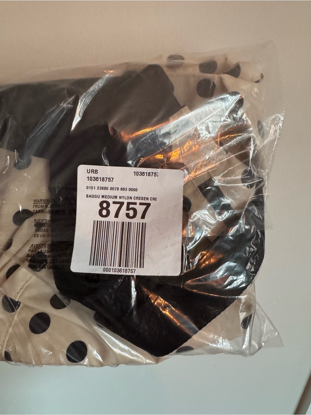 NWT BAGGU UO Exclusive Cream + Black Polka Dot Medium Nylon Crescent Bag - Picture 5 of 6